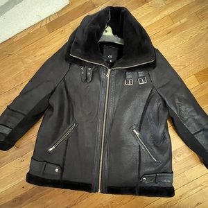 River Island Winter Bomber Jacket in Great Condition - very warm!